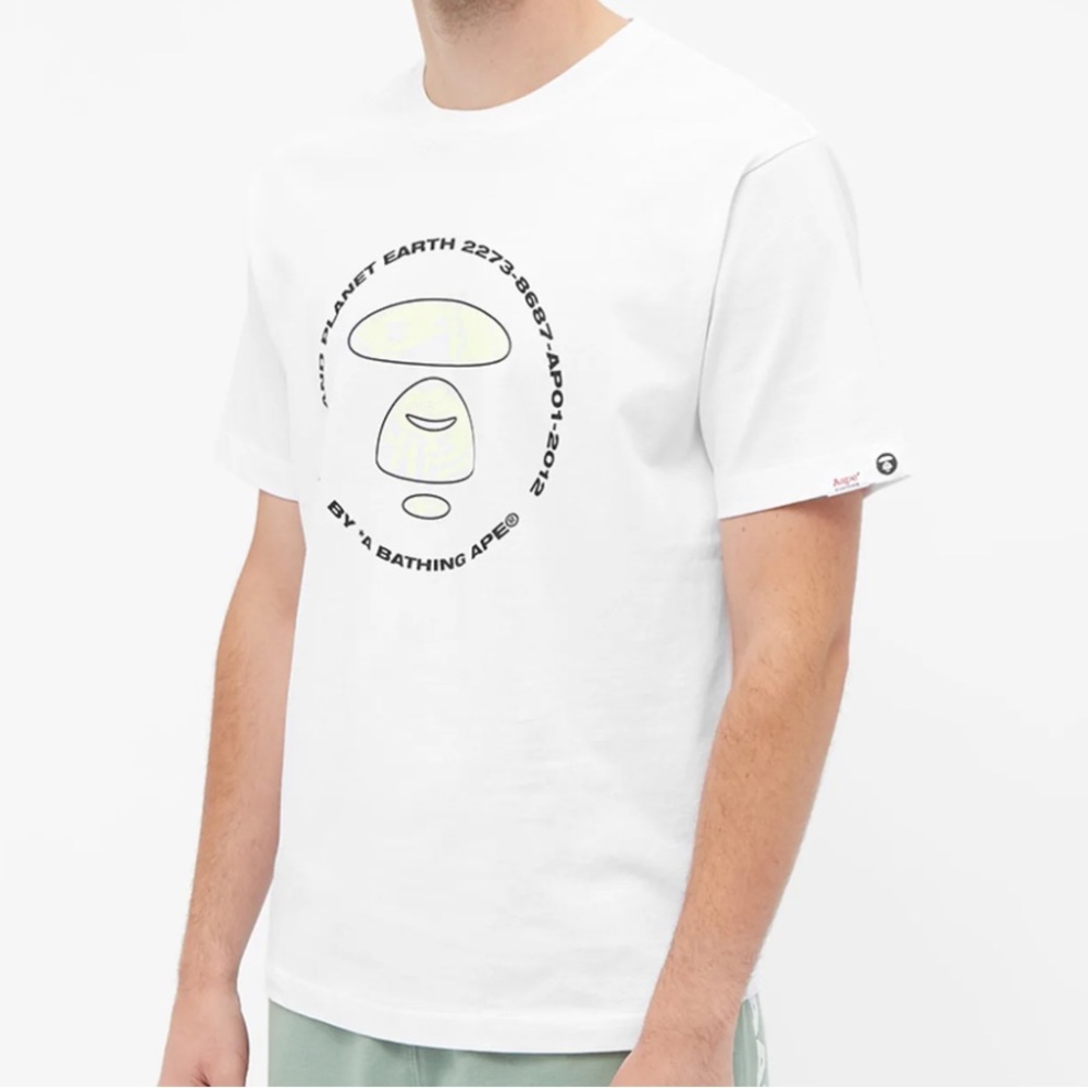 Mens bathing Ape t shirt glows in the dark worn once size M